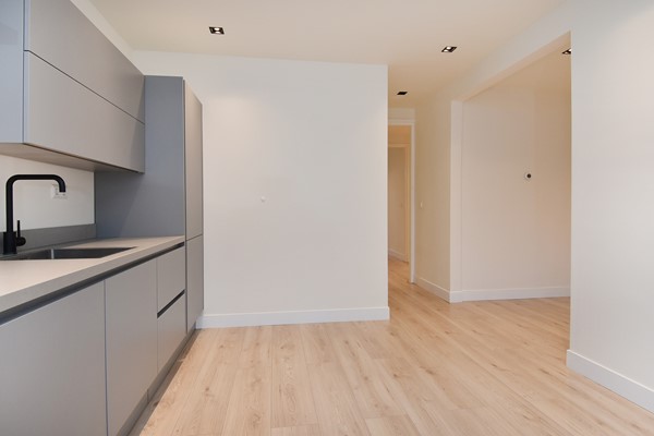Medium property photo - Van Musschenbroekstraat 81, 2522 AJ Den Haag